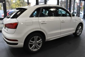Used_2016_WHITE_AUDI_Q3_1