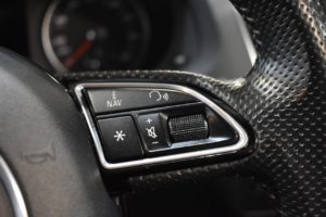 Used_2016_WHITE_AUDI_Q3_1