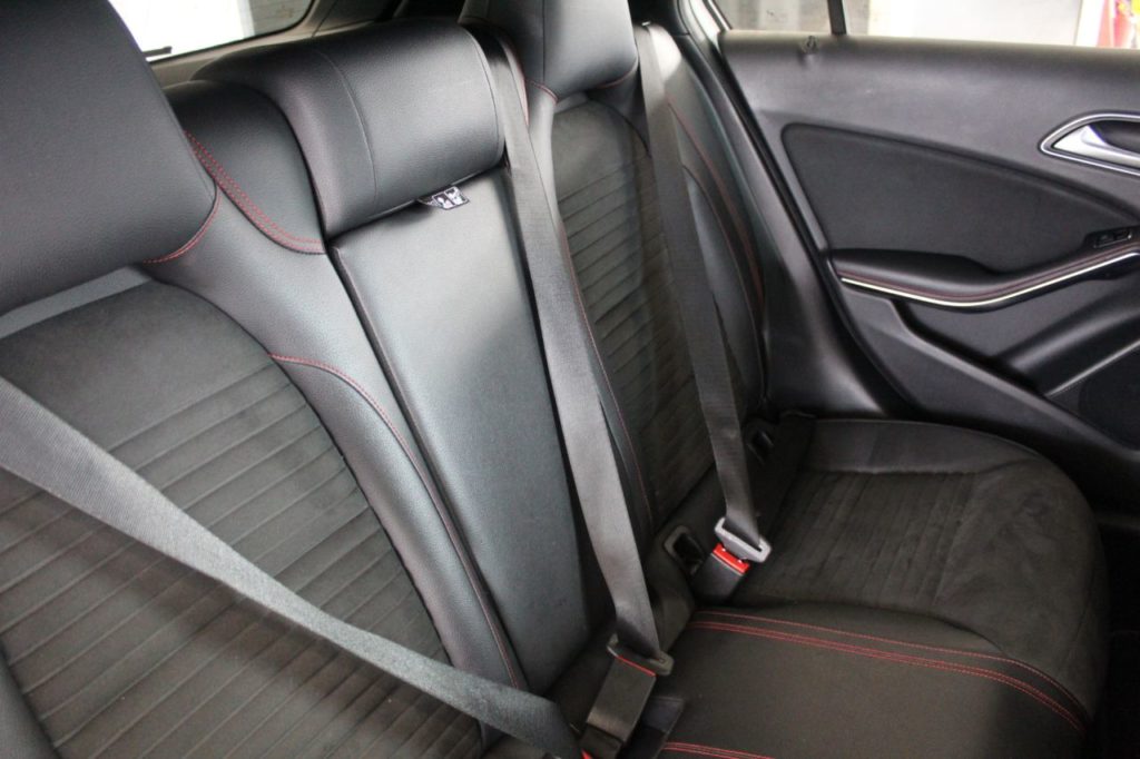 Used_2016_WHITE_MERCEDES-BENZ_A-CLASS_1