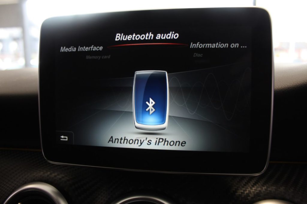 Used_2016_WHITE_MERCEDES-BENZ_A-CLASS_1