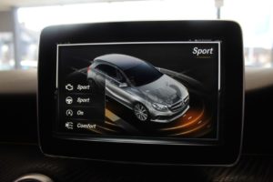 Used_2016_WHITE_MERCEDES-BENZ_A-CLASS_1