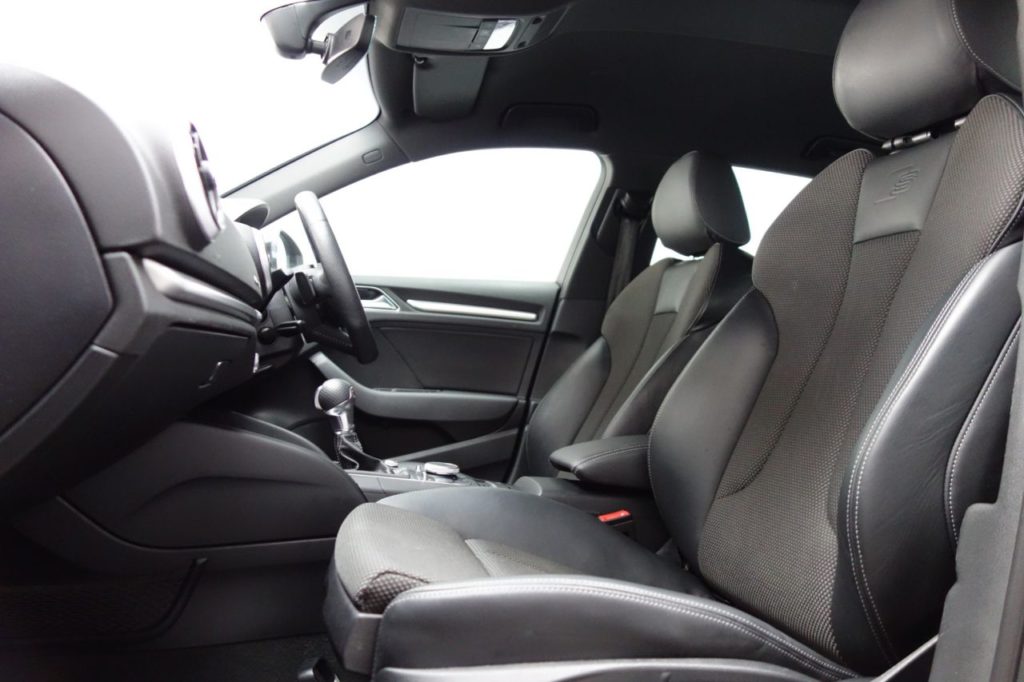 Used_2017_BLACK_AUDI_A3_1