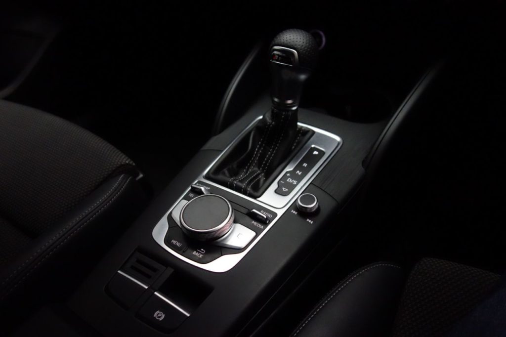 Used_2017_BLACK_AUDI_A3_1