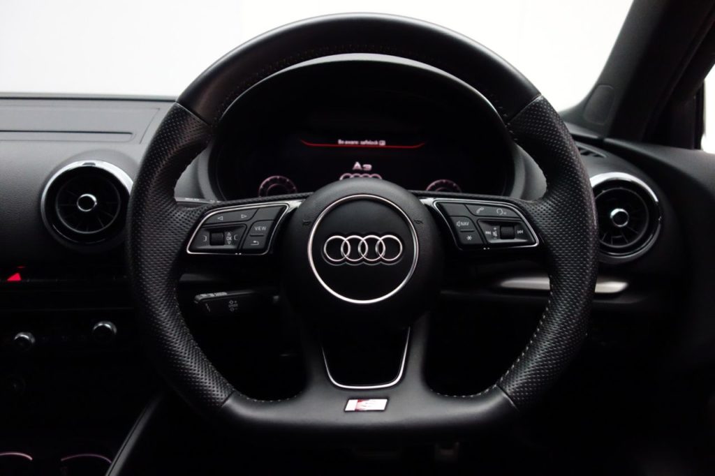 Used_2017_BLACK_AUDI_A3_1