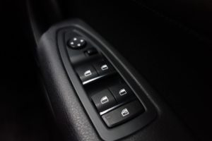 Used_2017_BLACK_BMW_1-SERIES_1