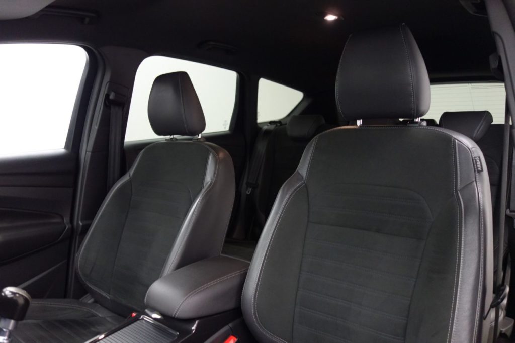 Used_2017_BLACK_FORD_KUGA_2