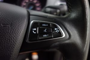 Used_2017_BLACK_FORD_KUGA_2