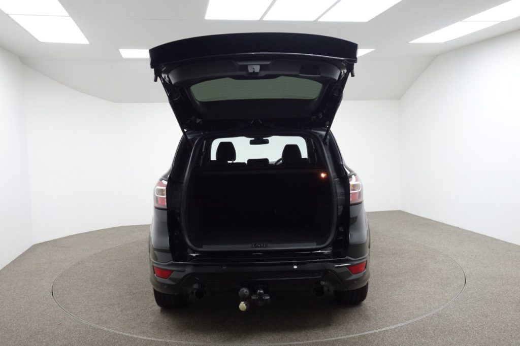 Used_2017_BLACK_FORD_KUGA_2