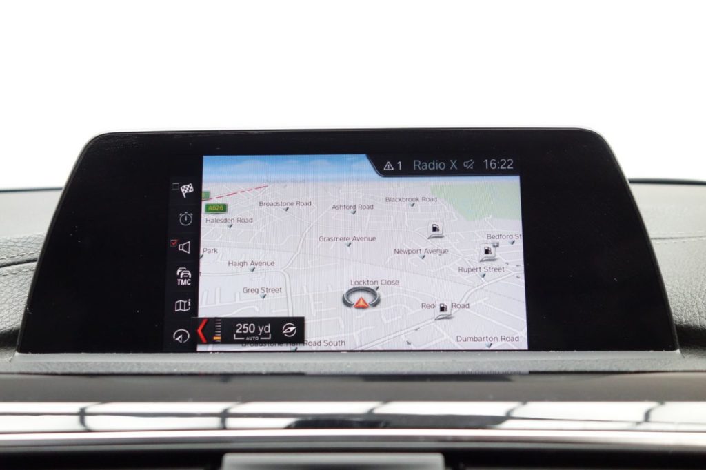 Used_2017_GREY_BMW_3-SERIES_2