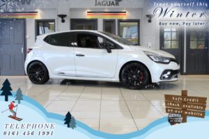 Used 2017 WHITE RENAULT CLIO Hatchback 1.6 RENAULTSPORT NAV TROPHY 5d AUTO 217 BHP (reg. 2017-09-01) for sale in Cheadle