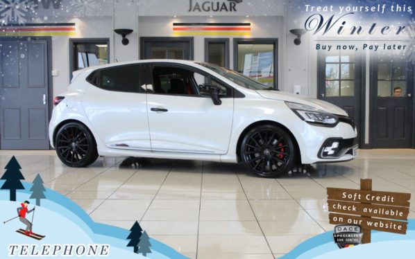 Used 2017 WHITE RENAULT CLIO Hatchback 1.6 RENAULTSPORT NAV TROPHY 5d AUTO 217 BHP (reg. 2017-09-01) for sale in Cheadle