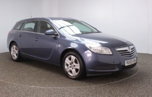 Used 2009 BLUE VAUXHALL INSIGNIA Estate 2.0 EXCLUSIV CDTI 5d 130 BHP (reg. 2009-10-01) for sale in Crompton