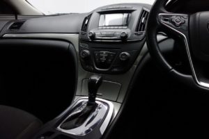 Used_2014_GREY_VAUXHALL_INSIGNIA_2