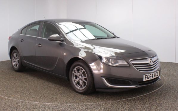 Used 2014 GREY VAUXHALL INSIGNIA Hatchback 2.0 DESIGN CDTI 5d AUTO 128 BHP (reg. 2014-12-05) for sale in Crompton