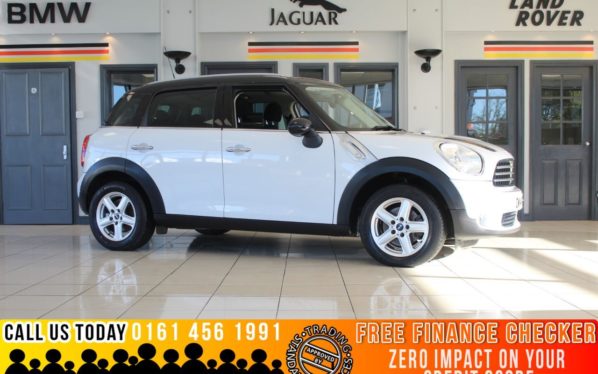Used 2014 WHITE MINI COUNTRYMAN Hatchback 1.6 COOPER 5d 122 BHP (reg. 2014-03-31) for sale in Romiley