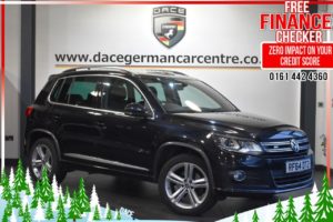 Used 2015 BLACK VOLKSWAGEN TIGUAN Estate 2.0 R LINE TDI BLUEMOTION TECH 4MOTION DSG 5DR AUTO 139 BHP (reg. 2015-02-03) for sale in Altrincham