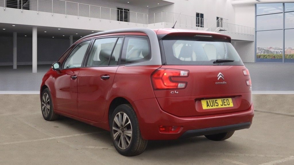 Used_2015_RED_CITROEN_C4-GRAND-PICASSO_1