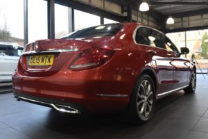Used_2015_RED_MERCEDES-BENZ_C-CLASS_2