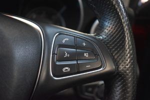 Used_2015_RED_MERCEDES-BENZ_C-CLASS_2
