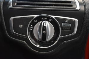 Used_2015_RED_MERCEDES-BENZ_C-CLASS_2
