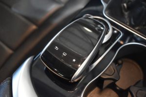 Used_2015_RED_MERCEDES-BENZ_C-CLASS_2