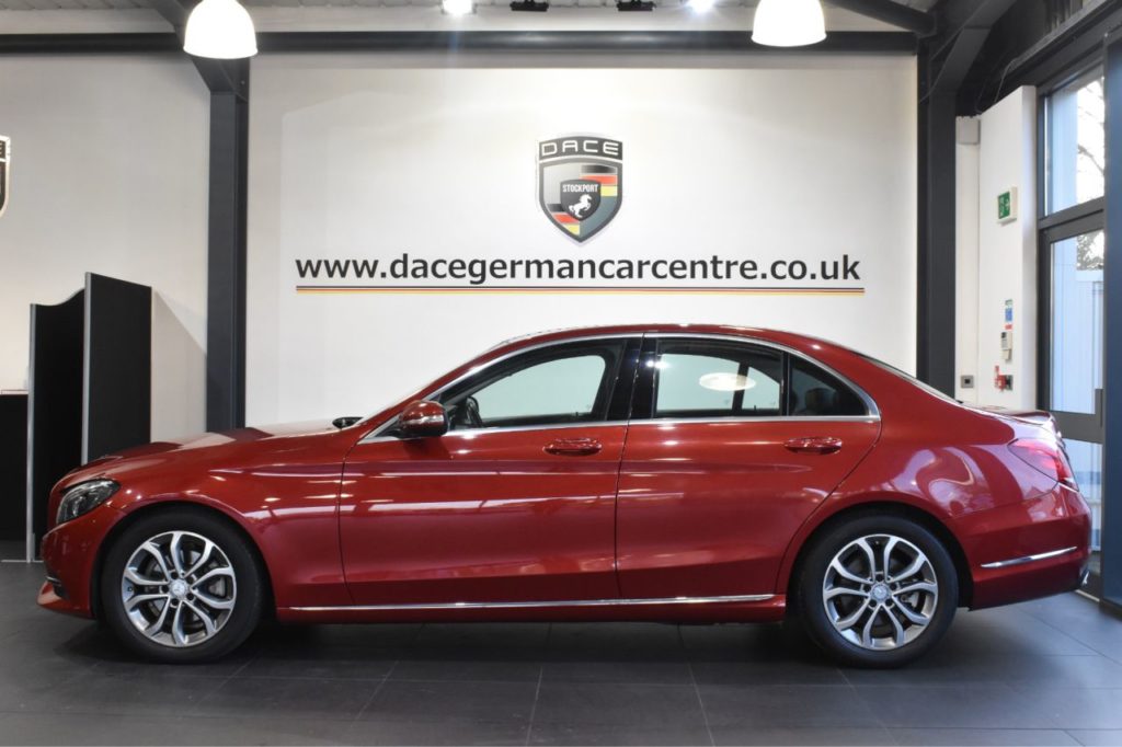 Used_2015_RED_MERCEDES-BENZ_C-CLASS_2