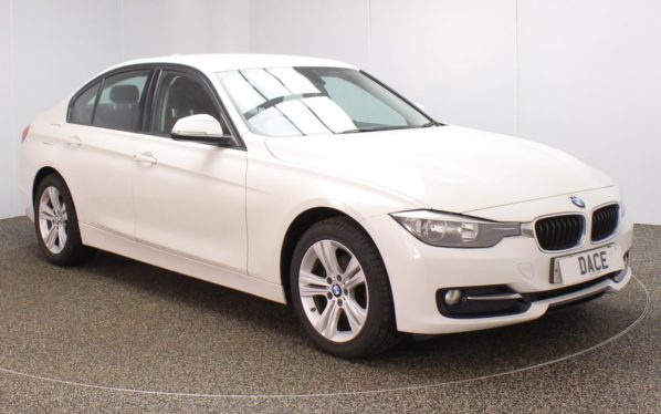 Used 2015 WHITE BMW 3 SERIES Saloon 2.0 316D SPORT 4d 114 BHP (reg. 2015-07-21) for sale in Crompton