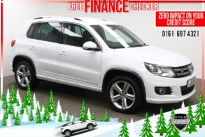Used 2015 WHITE VOLKSWAGEN TIGUAN Estate 2.0 R LINE EDITION TDI BMT 4MOTION 5d 148 BHP (reg. 2015-11-30) for sale in Radcliffe