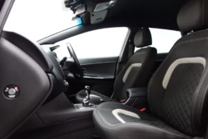 Used_2016_BLACK_KIA_CEED_1