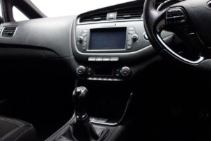 Used_2016_BLACK_KIA_CEED_1