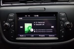 Used_2016_BLACK_KIA_CEED_1