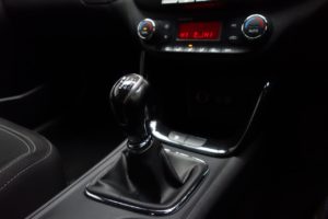Used_2016_BLACK_KIA_CEED_1