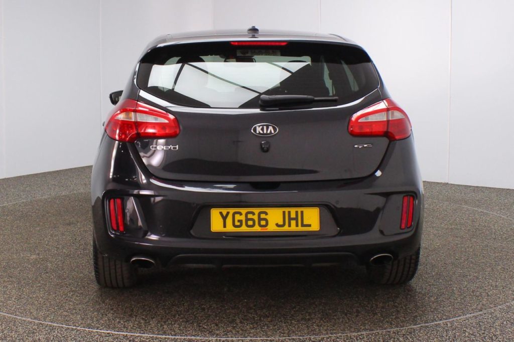 Used_2016_BLACK_KIA_CEED_1