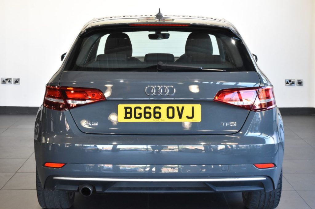 Used_2016_GREY_AUDI_A3_1