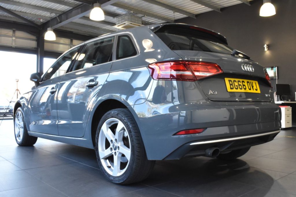 Used_2016_GREY_AUDI_A3_1