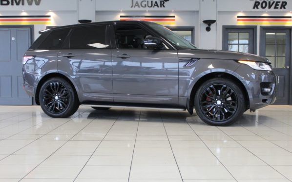 Used 2016 GREY LAND ROVER RANGE ROVER SPORT Estate 3.0 SDV6 AUTOBIOGRAPHY DYNAMIC 5d 306 BHP (reg. 2016-11-18) for sale in Romiley