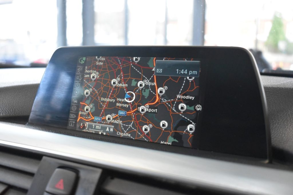 Used_2016_SILVER_BMW_3-SERIES_2