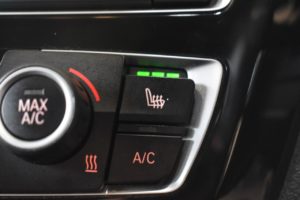 Used_2016_SILVER_BMW_3-SERIES_2