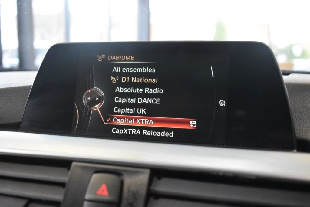 Used_2016_SILVER_BMW_3-SERIES_2