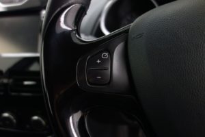 Used_2016_WHITE_RENAULT_CLIO_1