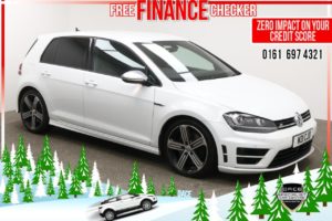 Used 2016 WHITE VOLKSWAGEN GOLF Hatchback GOLF R DSG 5dr AUTO (reg. 2016-12-20) for sale in Radcliffe