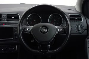 Used_2016_WHITE_VOLKSWAGEN_POLO_1