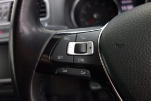 Used_2016_WHITE_VOLKSWAGEN_POLO_1