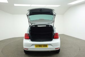 Used_2016_WHITE_VOLKSWAGEN_POLO_1