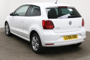 Used_2016_WHITE_VOLKSWAGEN_POLO_1