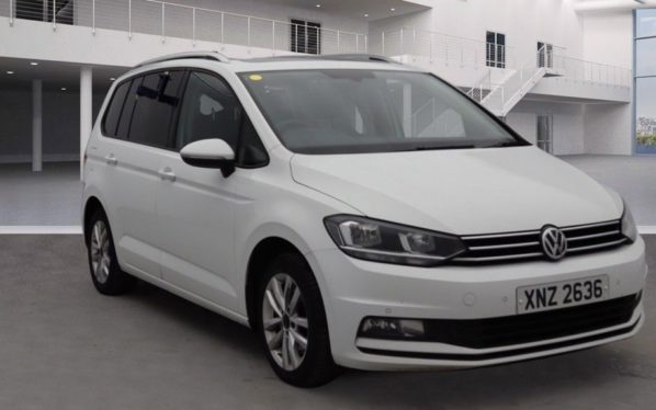 Used 2016 WHITE VOLKSWAGEN TOURAN MPV 1.6 SE FAMILY TDI BLUEMOTION TECHNOLOGY 5d 109 BHP (reg. 2016-05-13) for sale in Radcliffe