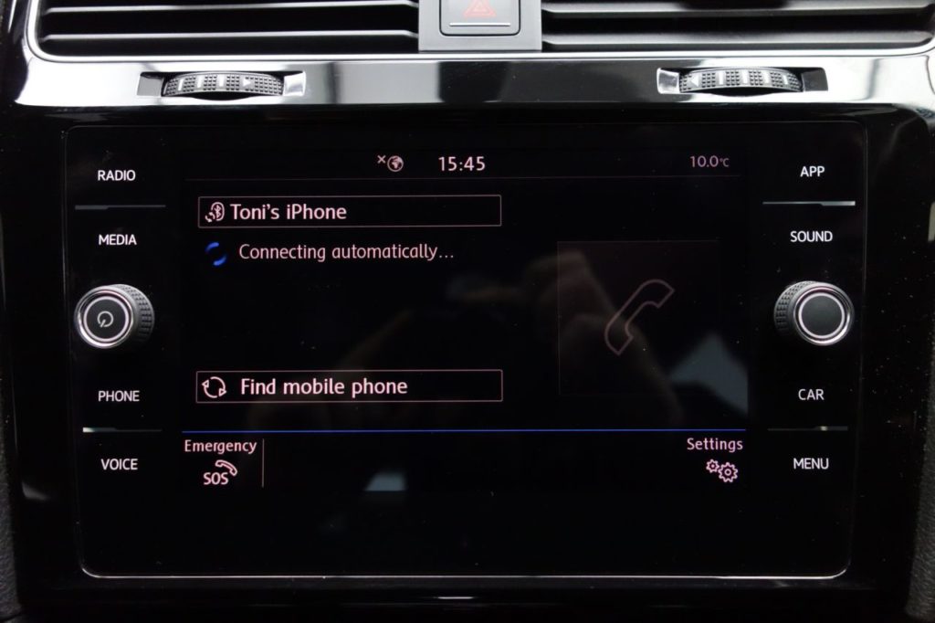 Used_2017_BLACK_VOLKSWAGEN_GOLF_1