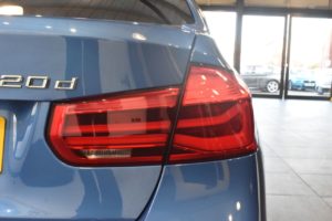 Used_2017_BLUE_BMW_3-SERIES_2