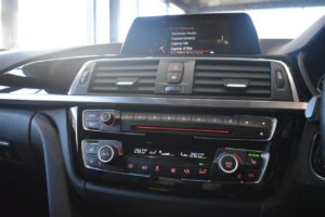 Used_2017_BLUE_BMW_3-SERIES_2