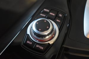 Used_2017_BLUE_BMW_3-SERIES_2